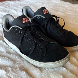 ☁️ Cloud Foam Adidas Black Sneakers Classic Low-Top Design